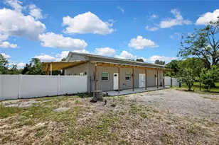 18405 30th St, Lutz, FL 33559 - Photo 6