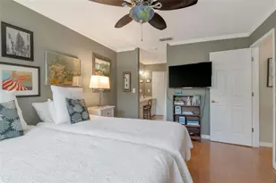 484 Santa Cruz Pl NE, Saint Petersburg, FL 33703 - Photo 8