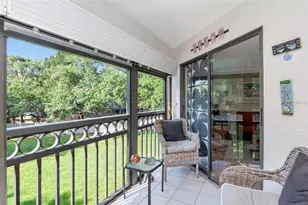 484 Santa Cruz Pl NE, Saint Petersburg, FL 33703 - Photo 18