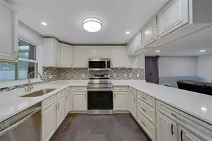 7849 86th Way N, Seminole, FL 33777 - Photo 10