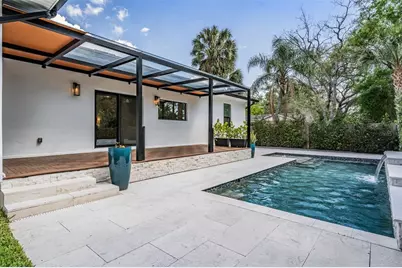 4003 S Shamrock Road, Tampa, FL 33611 - Photo 32