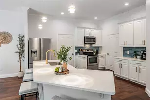4003 S Shamrock Rd, Tampa, FL 33611 - Photo 14