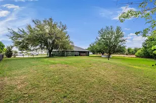 3218 Bella Garden Ln, Plant City, FL 33566 - Photo 30