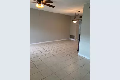 5257 81st Lane N #6, Saint Petersburg, FL 33709 - Photo 6