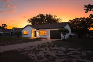 10194 Gamewell St, Spring Hill, FL 34608 - Photo 2