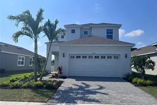 5218 Wishing Arch Dr, Apollo Beach, FL 33572 - Photo 1