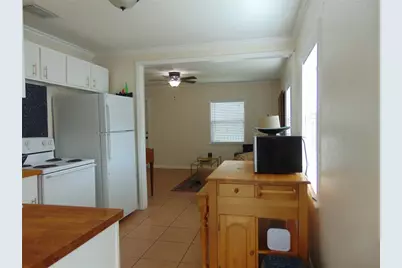 3215 W Hartnett Avenue, Tampa, FL 33611 - Photo 12