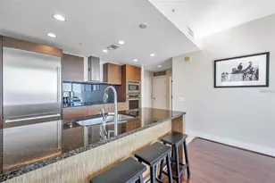 175 1st St S, Saint Petersburg, FL 33701 - Photo 10