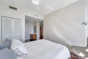 175 1st St S, Saint Petersburg, FL 33701 - Photo 22