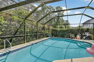 357 Waterford Cir W, Tarpon Springs, FL 34688 - Photo 32