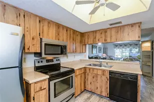 207 Cypress Ln, Oldsmar, FL 34677 - Photo 6