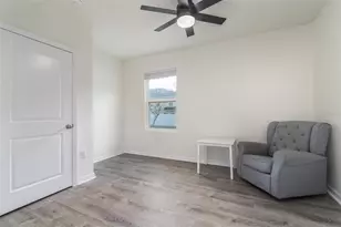 210 Cinnamon Bark Pl, Valrico, FL 33594 - Photo 10