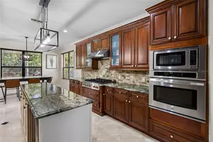 22425 Oakville Dr, Land O Lakes, FL 34639 - Photo 12