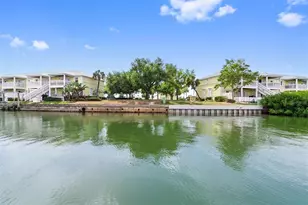 4751 Coquina Key Dr SE, Saint Petersburg, FL 33705 - Photo 46