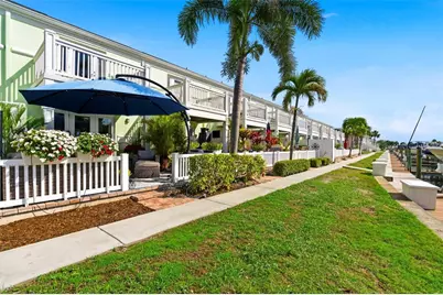 4751 Coquina Key Drive SE, Saint Petersburg, FL 33705 - Photo 44