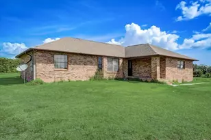 2950 Flounder Creek Rd, Mims, FL 32754 - Photo 2