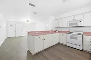 37407 Branch Ave, Dade City, FL 33523 - Photo 16