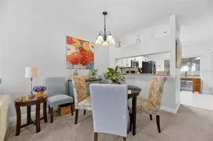 2371 Lake Woodberry Cir, Brandon, FL 33510 - Photo 16