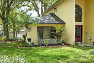 1711 Magdalene Manor Dr, Tampa, FL 33613 - Photo 2