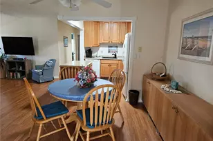 1905 Canterbury Ln, Sun City Center, FL 33573 - Photo 12