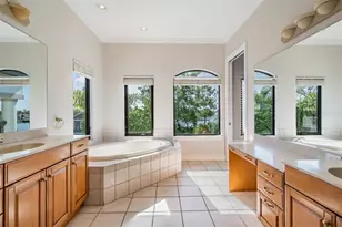 62 Central Ct, Tarpon Springs, FL 34689 - Photo 40