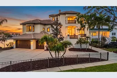 62 Central Court, Tarpon Springs, FL 34689 - Photo 1