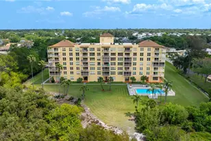 9000 Commodore Dr, Seminole, FL 33776 - Photo 38