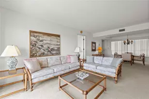 9000 Commodore Dr, Seminole, FL 33776 - Photo 20