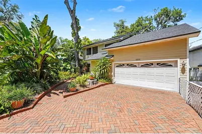 1029 43rd Avenue N #1, Saint Petersburg, FL 33703 - Photo 1