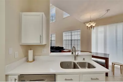 9105 Crystal Commons Way, Tampa, FL 33626 - Photo 18