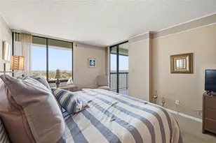 9495 Blind Pass Rd, Saint Pete Beach, FL 33706 - Photo 12