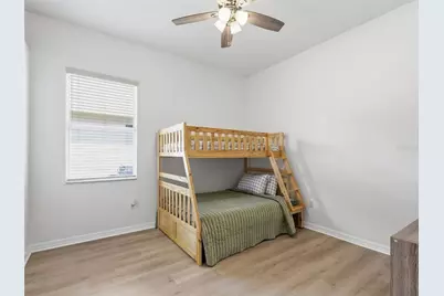 10017 Oxford Chapel Drive, Tampa, FL 33647 - Photo 18