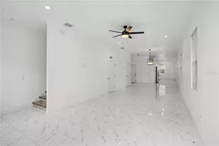 2328 W Spruce St, Tampa, FL 33607 - Photo 2