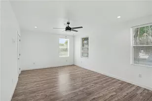 2328 W Spruce St, Tampa, FL 33607 - Photo 12