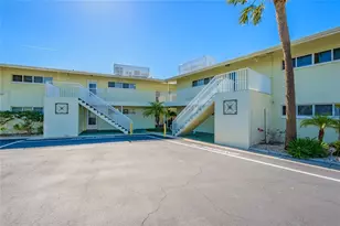 2566 Gary Cir, Dunedin, FL 34698 - Photo 26