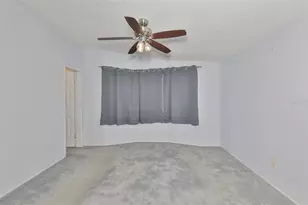 38992 Stapley Cir, Zephyrhills, FL 33540 - Photo 22