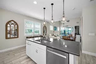 1001 Starboard Ct, Oldsmar, FL 34677 - Photo 28