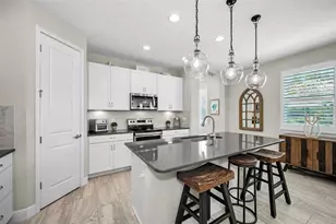 1001 Starboard Ct, Oldsmar, FL 34677 - Photo 40