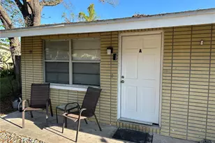 918 E 121st Ave, Tampa, FL 33612 - Photo 1