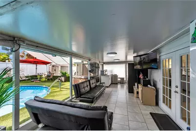 9043 Hickory Circle, Tampa, FL 33615 - Photo 14