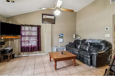 8006 N Temple Place, Tampa, FL 33617 - Photo 12