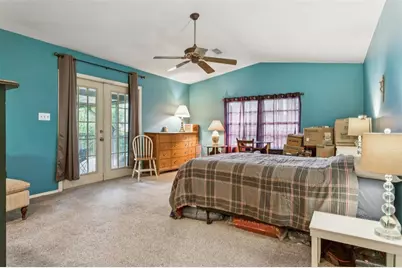 8006 N Temple Place, Tampa, FL 33617 - Photo 4