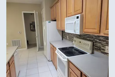 7905 N Seminole Boulevard #3404, Seminole, FL 33772 - Photo 2