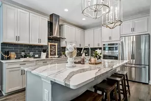 3549 Secluded Ct, Sarasota, FL 34240 - Photo 8