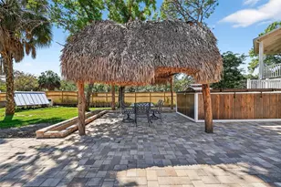 4433 Sweetwater Dr, Tampa, FL 33615 - Photo 54