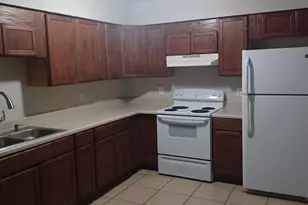 2704 E 25th Ave, Tampa, FL 33605 - Photo 2