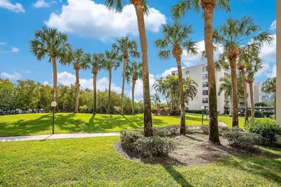 1328 Pasadena Avenue S #104, South Pasadena, FL 33707 - Photo 44