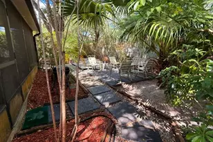 1111 Bristolwood St, Brandon, FL 33510 - Photo 16