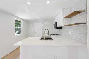 2800 13th Ave N, Saint Petersburg, FL 33713 - Photo 34