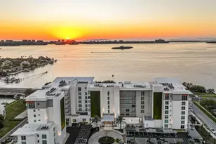 1028 Sunset Point Rd, Clearwater, FL 33755 - Photo 24